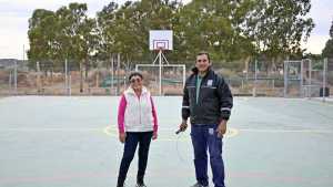 La historia de Noemí Bascur y su obra en uno de los barrios más antiguos de Fernández Oro