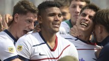 Imagen de San Lorenzo le ganó a Platense en la última jugada y le sigue metiendo presión a River