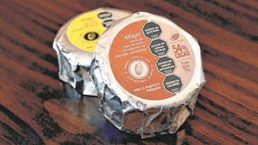 Una empresa de Villa La Angostura comenzó a incorporar los octógonos en sus productos.