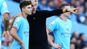 Julián Álvarez sumó minutos en el triunfo del City y MacAllister le ganó el duelo a Enzo Fernández