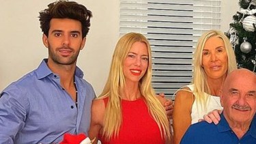 Nicole Neumann tiene un complejo vínculo con su suegra, que se metió de lleno en la organización del casamiento con Manu Urcera.-