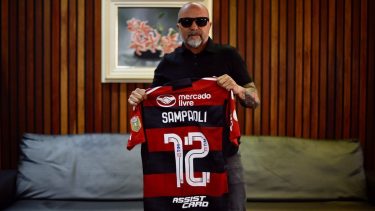 Sampaoli ya dirigió a Santos y Atlético Mineiro en Brasil.