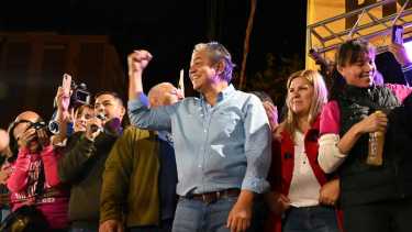Rolando Figueroa ganó las elecciones del 16 de abril al candidato del MPN. Foto: Florencia Salto.