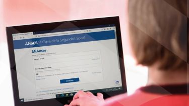 ANSES cuenta con una línea de crédito para madres de 18 a 78 años que quieran solicitarlo, cumpliendo ciertos requisitos.