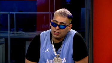 El reconocido cantante del género urbano tuvo un grave accidente y se salvó de milagro. Foto Archivo.