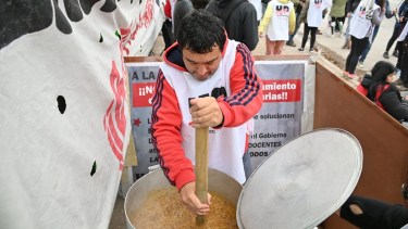 Unter se manifestará en la rotonda de ingreso a Cipolletti sobre ruta 22 y 151. Foto: Florencia Salto. 