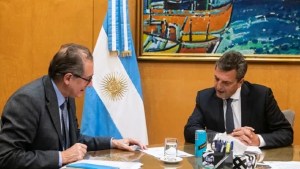 Sergio Massa y Miguel Pesce se reunieron en Hacienda, tras el récord del dólar blue