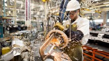 Imagen de Advierten por una leve retracción de la industria Pyme: cuáles son las causas