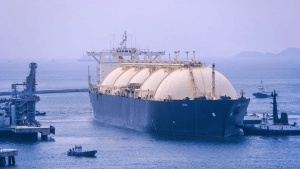 Aumentan los inventarios de GNL por la baja demanda de Asia