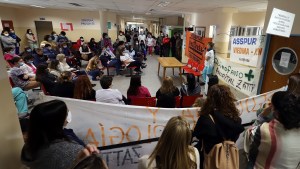 «Los reclamos de Asspur exceden lo salarial», dijo el director del hospital Zatti de Viedma