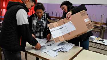 Cinco Saltos, Dina Huapi y Valcheta escogieron una despegarse de las elecciones provinciales. 