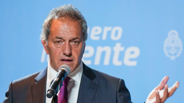 Daniel Scioli lidera "Unidos Triunfaremos" y se enfrenta al oficialismo en la interna de Unión por la Patria. 