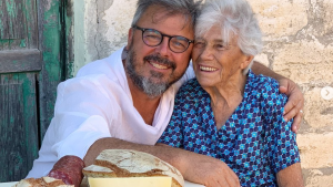 El difícil momento personal de Donato de Santis por la muerte de su mamá: «Vivís adentro de mí»