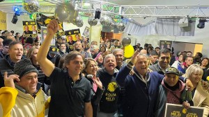 Eguía cerró la campaña libertaria y aseguró que el domingo dará el «batacazo»
