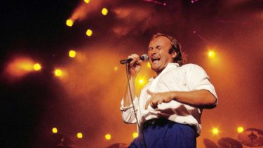 Con “Against All Odds...”, Phil Collins ganó en 1985 un Grammy a Mejor Interpretación Vocal Pop Masculina. 
