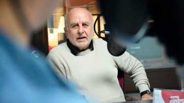 Gustavo Casas no conoce al 80% de los candidatos de su lista, pero agradeció eso, ya que “es gente nueva”. (Foto: Alejandro Carnevale)