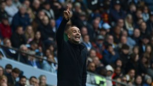 A pesar del triunfo de Manchester City, Pep Guardiola no pudo ocultar su enojo