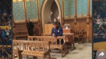 Imagen de Jorge Almirón le reza a la Virgen de Luján en la previa del Superclásico entre River y Boca