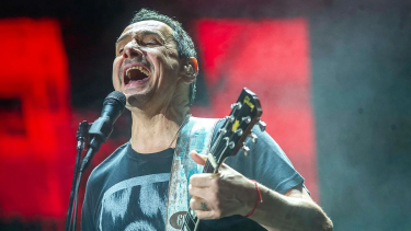Divididos festejó su cumpleaños 35 en Vélez. 