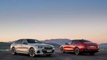 La nueva Serie 5 Sedán de BMW incluye un vehículo totalmente eléctrico.