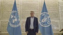 Imagen de Rolando Figueroa en Roma: reunión con la ONU y un proyecto agrícola para traer a Neuquén
