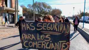 Comercios en estado de alerta por seguidilla de robos en Roca