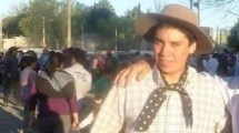 Imagen de Moreno, el gaucho de Neuquén que ayuda a los niños con un festival de folklore