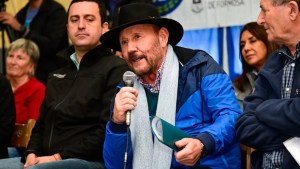 Gildo Insfrán, duro contra los porteños: «Son unos reverendos hijos de su madre»