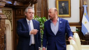 En medio de la interna oficialista, Gildo Insfrán se reunió con Alberto Fernández y Cristina Kirchner
