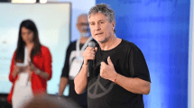 Imagen de Amado Boudou, trasladado en un vuelo sanitario tras la internación en Neuquén: cuál es su estado de salud