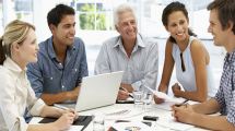 Imagen de Cómo hacer que cinco generaciones convivan en el mismo ambiente laboral