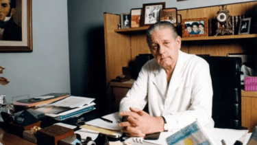 La familia Saavedra recuerda con cariño el compromiso del cardiólogo René Favaloro. 