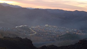 Video: Cubierto de humo por la quema del basural, el drama de un pueblo en el norte neuquino