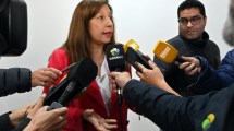 Imagen de Arabela Carreras: «No voy a internas» en Bariloche, pero «a mi casa no me voy»