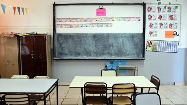 La Escuela N° 30 de Viedma nuevamente sin actividad escolar. Foto: Marcelo Ochoa