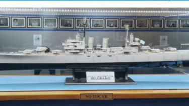  Veteranos que brindaron servicio en el crucero darán una charla. Foto gentileza