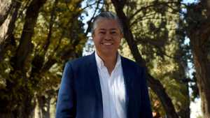 Rolando Figueroa se apoyará en su leales con dos superministerios: nuevas funciones y las áreas en duda