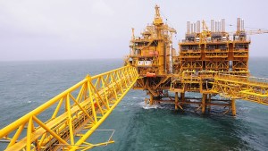 Transición: la principal petrolera de India realizará una multimillonaria inversión en renovables 