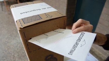 Las elecciones en Argentina tendrán lugar en agosto, las PASO, y en octubre, las generales.-