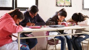 La mitad de las provincias redujeron la cuota presupuestaria en educación: cuáles recortaron más