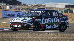 Manu Urcera largará adelante una de las series del Turismo Nacional en Concordia