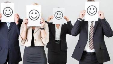 Hay diversos ítems a implementar para mantener la motivación de los colaboradores en una empresa.