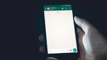 Imagen de Whatsapp presenta Chat Lock: cómo usar la nueva herramienta que permite poner contraseña a las conversaciones