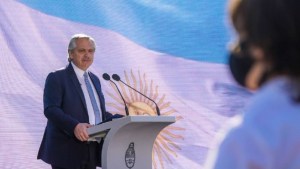 Alberto Fernández encabeza un acto con poco impacto político, a días del cierre de listas