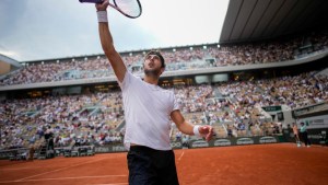 Fin del sueño para Etchverry: perdió con Zverev y quedó eliminado de Roland Garros