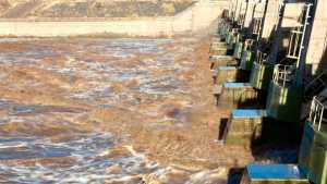 Sobró agua en los ríos y las hidroeléctricas bancaron la demanda