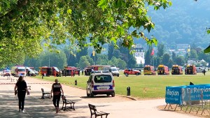 Un atacante acuchilló a varias personas, incluidos niños, en una ciudad de Francia