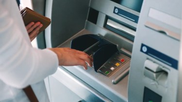 Estatales de Neuquén cobrarán sus salarios este miércoles