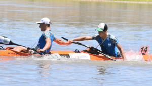 Conseguir recursos para ir al Mundial de canotaje: la odisea anual de los palistas regionales