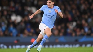 Julián Álvarez es pretendido por el PSG: qué dijo el Manchester City sobre el futuro del argentino
